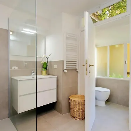Croce Apartmán
