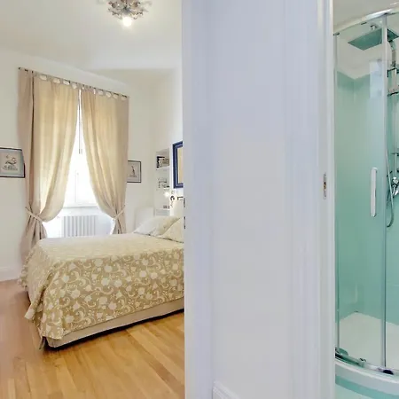 Croce Apartment Rome